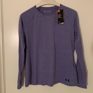 NWT Under armuor dry fit long sleeve size YXL